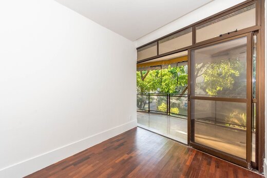Conheça Quarto principal do imóvel - Apartamento 3 quartos à venda Laranjeiras, Rio de Janeiro - R$ 1.137.000 - II-36921-57995 - 6 Quarto principal - Apartamento 3 quartos à venda Laranjeiras, Rio de Janeiro - R$ 1.137.000 - II-36921-57995 - 6