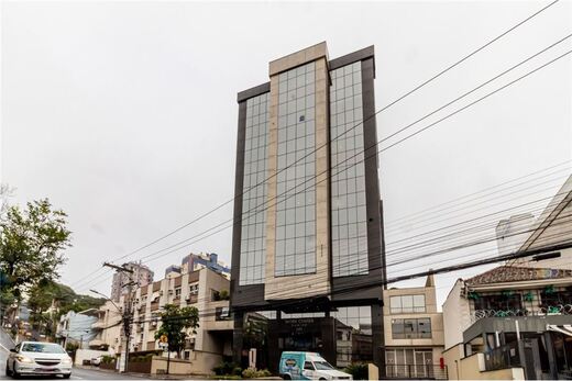 Sala para venda no bairro Floresta em Porto Alegre
