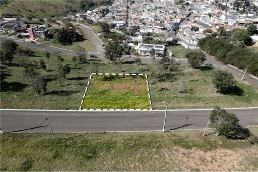 Lote em Loteamento Portal da Colina
