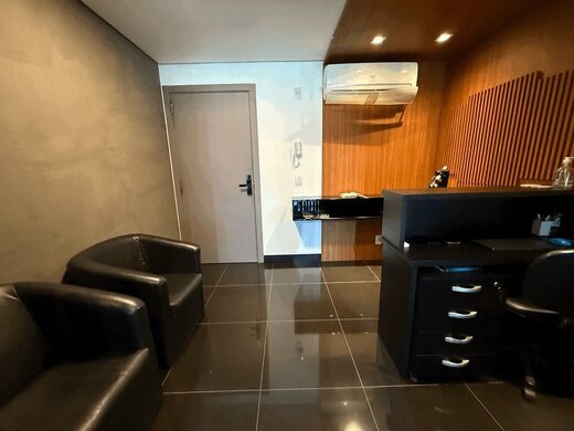 Sala para venda no bairro Praia de Belas em Porto Alegre