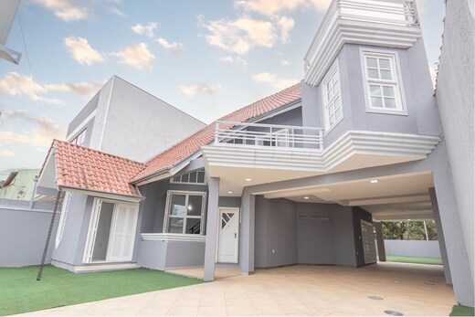 Casa para venda no bairro Centro em Canoas