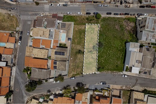 Lote em Centro