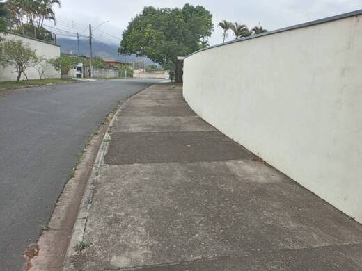 Lote em Nova Gardênia