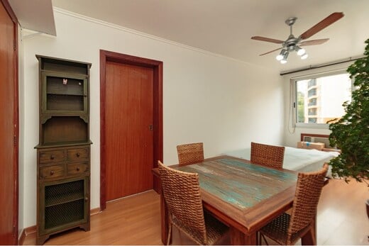 Apartamento para venda no bairro Mont Serrat em Porto Alegre