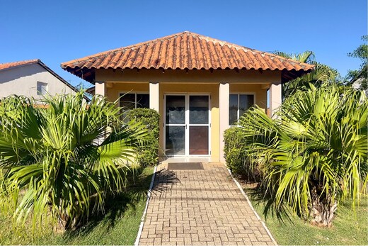 Casa em Condomínio para venda no bairro Olaria em Canoas