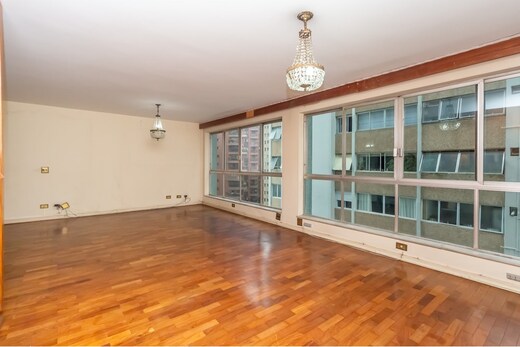 Apartamento em Itaim Bibi