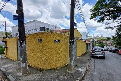 Imóvel em Embuema