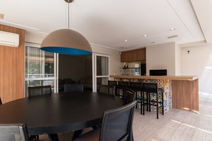 Apartamento em Vila Cordeiro