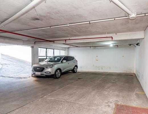 Sala para venda no bairro Moinhos de Vento em Porto Alegre