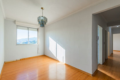 Apartamento para venda no bairro Jardim Itu Sabará em Porto Alegre