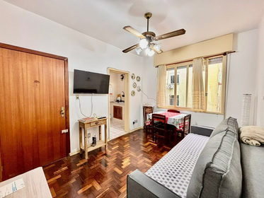 Apartamento para venda no bairro Centro Histórico em Porto Alegre