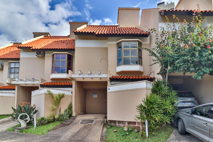 Casa em Jardim Itu