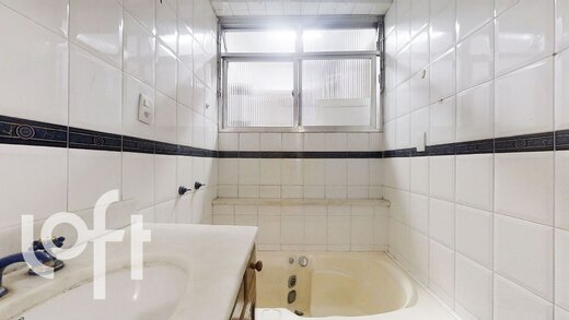 Conheça Banheiro do imóvel - Apartamento 3 quartos à venda Copacabana, SUL,Rio de Janeiro - R$ 1.505.000 - II-19201-32045 - 8 Banheiro - Apartamento 3 quartos à venda Copacabana, SUL,Rio de Janeiro - R$ 1.505.000 - II-19201-32045 - 8
