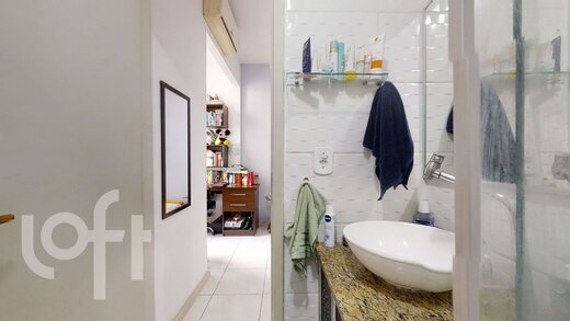 Conheça Banheiro do imóvel - Apartamento 3 quartos à venda Catete, Rio de Janeiro - R$ 800.000 - II-19202-32046 - 8 Banheiro - Apartamento 3 quartos à venda Catete, Rio de Janeiro - R$ 800.000 - II-19202-32046 - 8