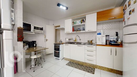 Conheça Cozinha do imóvel - Apartamento 3 quartos à venda Catete, Rio de Janeiro - R$ 800.000 - II-19202-32046 - 18 Cozinha - Apartamento 3 quartos à venda Catete, Rio de Janeiro - R$ 800.000 - II-19202-32046 - 18