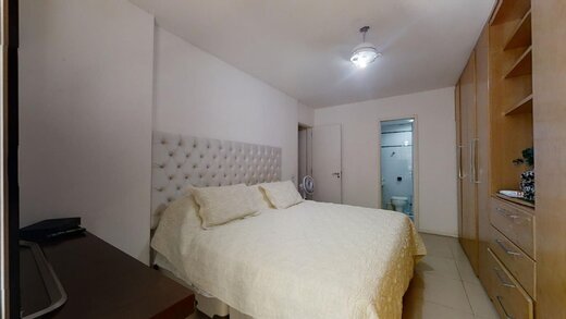 Conheça Quarto principal do imóvel - Apartamento 4 quartos à venda Lagoa, Rio de Janeiro - R$ 1.875.000 - II-20182-33576 - 28 Quarto principal - Apartamento 4 quartos à venda Lagoa, Rio de Janeiro - R$ 1.875.000 - II-20182-33576 - 28