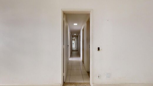Conheça Living do imóvel - Apartamento 3 quartos à venda Copacabana, Rio de Janeiro - R$ 1.400.000 - II-20183-33577 - 14 Living - Apartamento 3 quartos à venda Copacabana, Rio de Janeiro - R$ 1.400.000 - II-20183-33577 - 14