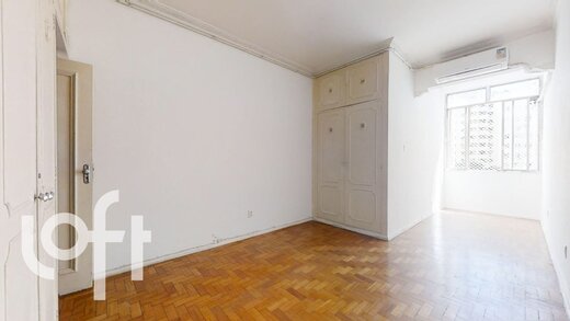 Conheça Quarto principal do imóvel - Apartamento 2 quartos à venda Copacabana, Rio de Janeiro - R$ 1.295.000 - II-21102-35044 - 7 Quarto principal - Apartamento 2 quartos à venda Copacabana, Rio de Janeiro - R$ 1.295.000 - II-21102-35044 - 7