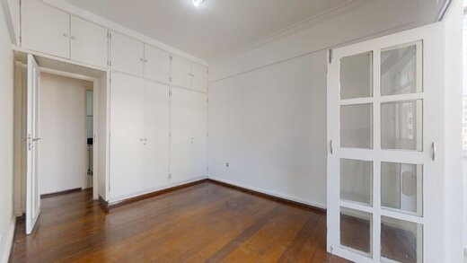 Conheça Quarto principal do imóvel - Apartamento 2 quartos à venda Copacabana, Rio de Janeiro - R$ 1.835.000 - II-21311-35384 - 9 Quarto principal - Apartamento 2 quartos à venda Copacabana, Rio de Janeiro - R$ 1.835.000 - II-21311-35384 - 9