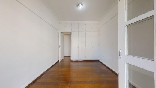 Conheça Quarto principal do imóvel - Apartamento 2 quartos à venda Copacabana, Rio de Janeiro - R$ 1.835.000 - II-21311-35384 - 1 Quarto principal - Apartamento 2 quartos à venda Copacabana, Rio de Janeiro - R$ 1.835.000 - II-21311-35384 - 1