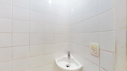 Conheça Banheiro do imóvel - Apartamento 2 quartos à venda Copacabana, Rio de Janeiro - R$ 1.090.000 - II-22845-37781 - 30 Banheiro - Apartamento 2 quartos à venda Copacabana, Rio de Janeiro - R$ 1.090.000 - II-22845-37781 - 30