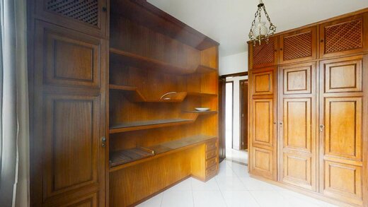 Conheça Quarto principal do imóvel - Apartamento 3 quartos à venda Laranjeiras, Rio de Janeiro - R$ 901.000 - II-23161-38208 - 12 Quarto principal - Apartamento 3 quartos à venda Laranjeiras, Rio de Janeiro - R$ 901.000 - II-23161-38208 - 12