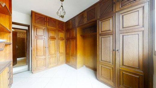 Conheça Quarto principal do imóvel - Apartamento 3 quartos à venda Laranjeiras, Rio de Janeiro - R$ 901.000 - II-23161-38208 - 18 Quarto principal - Apartamento 3 quartos à venda Laranjeiras, Rio de Janeiro - R$ 901.000 - II-23161-38208 - 18