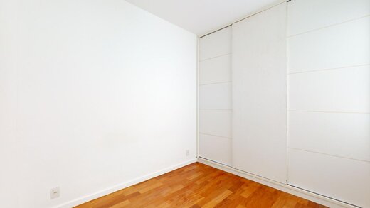 Conheça Quarto principal do imóvel - Apartamento 2 quartos à venda Copacabana, Rio de Janeiro - R$ 912.000 - II-24028-39839 - 27 Quarto principal - Apartamento 2 quartos à venda Copacabana, Rio de Janeiro - R$ 912.000 - II-24028-39839 - 27