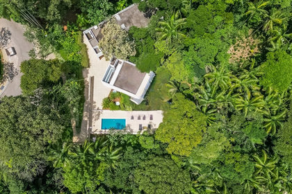 Lote em Chácara Flora