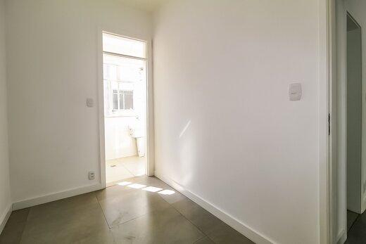 Conheça Quarto principal do imóvel - Apartamento 2 quartos à venda Copacabana, Rio de Janeiro - R$ 812.000 - II-25138-41503 - 23 Quarto principal - Apartamento 2 quartos à venda Copacabana, Rio de Janeiro - R$ 812.000 - II-25138-41503 - 23
