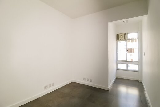 Conheça Quarto principal do imóvel - Apartamento 2 quartos à venda Copacabana, Rio de Janeiro - R$ 812.000 - II-25138-41503 - 27 Quarto principal - Apartamento 2 quartos à venda Copacabana, Rio de Janeiro - R$ 812.000 - II-25138-41503 - 27