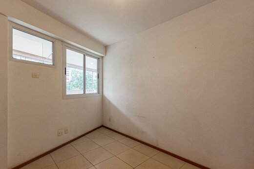 Conheça Quarto principal do imóvel - Apartamento, Venda, Loft, Quartos, Metrô, Praia, Humaítá - II-26233-43058 - 29 Quarto principal - Apartamento, Venda, Loft, Quartos, Metrô, Praia, Humaítá - II-26233-43058 - 29
