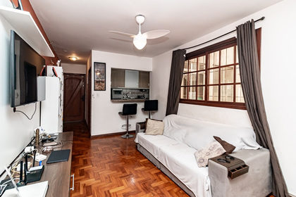 Apartamento para venda no bairro Passo da Areia em Porto Alegre