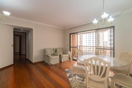 Apartamento em Campo Belo
