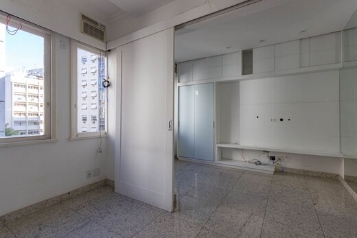 Conheça Quarto principal do imóvel - Apartamento 1 quarto à venda Copacabana, Rio de Janeiro - R$ 560.000 - II-27637-45042 - 20 Quarto principal - Apartamento 1 quarto à venda Copacabana, Rio de Janeiro - R$ 560.000 - II-27637-45042 - 20