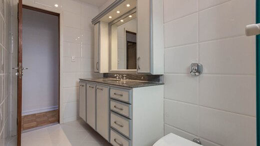 Conheça Banheiro do imóvel - Apartamento 3 quartos à venda Flamengo, Rio de Janeiro - R$ 950.000 - II-29038-47206 - 31 Banheiro - Apartamento 3 quartos à venda Flamengo, Rio de Janeiro - R$ 950.000 - II-29038-47206 - 31