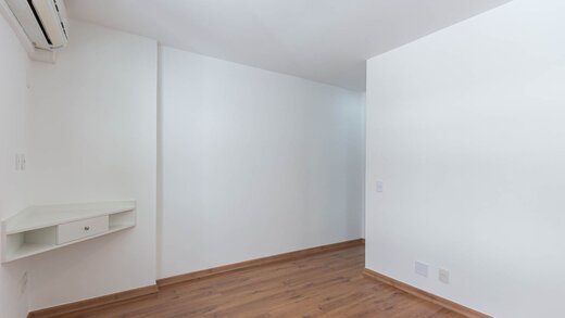 Conheça Quarto principal do imóvel - Apartamento 2 quartos à venda Leblon, Rio de Janeiro - R$ 1.920.000 - II-29162-47376 - 10 Quarto principal - Apartamento 2 quartos à venda Leblon, Rio de Janeiro - R$ 1.920.000 - II-29162-47376 - 10