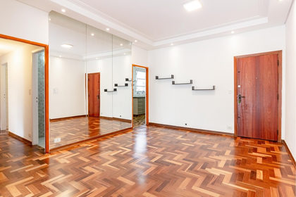 Apartamento em Jardim das Acácias
