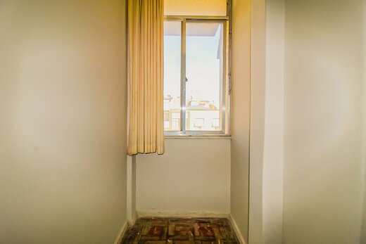 Conheça Quarto principal do imóvel - Apartamento 2 quartos à venda Leblon, Rio de Janeiro - R$ 1.390.000 - II-29949-48623 - 11 Quarto principal - Apartamento 2 quartos à venda Leblon, Rio de Janeiro - R$ 1.390.000 - II-29949-48623 - 11