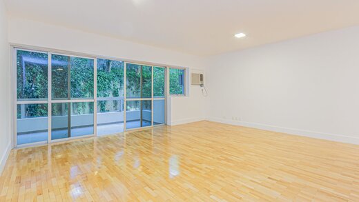 Conheça Living do imóvel - Ótimo Apartamento 4 Quartos Rua Timóteo da Costa Leblon - II-30120-48935 - 23 Living - Ótimo Apartamento 4 Quartos Rua Timóteo da Costa Leblon - II-30120-48935 - 23