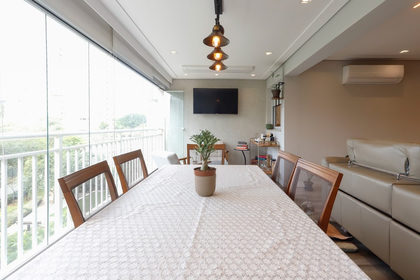 Apartamento em Vila Anastácio