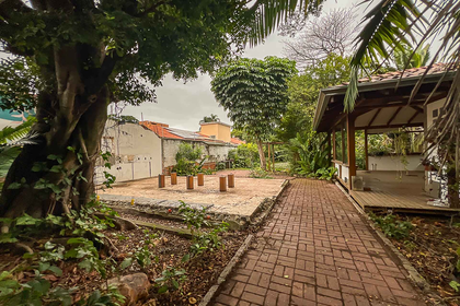 Lote em Alto de Pinheiros