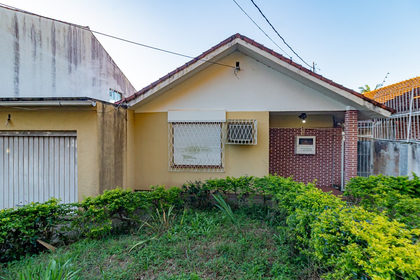 Casa em Condomínio para venda no bairro Santa Tereza em Porto Alegre