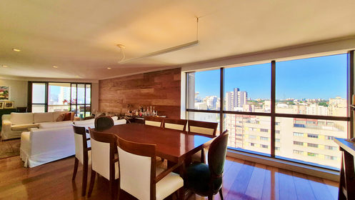 Apartamento em Moema