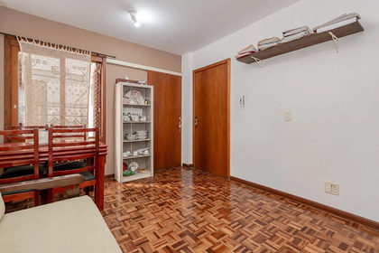 Apartamento para venda no bairro Centro Histórico em Porto Alegre