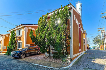 Casa em Condomínio para venda no bairro Jardim Itu em Porto Alegre