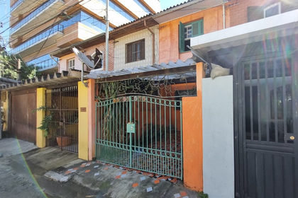 Casa em Vila Cordeiro