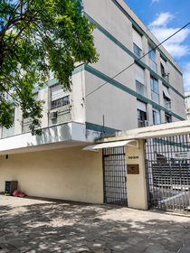 Apartamento para venda no bairro Vila Ipiranga em Porto Alegre
