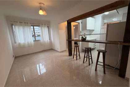 Apartamento em Cidade Monções