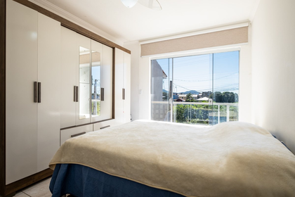 Apartamento em Ingleses do Rio Vermelho